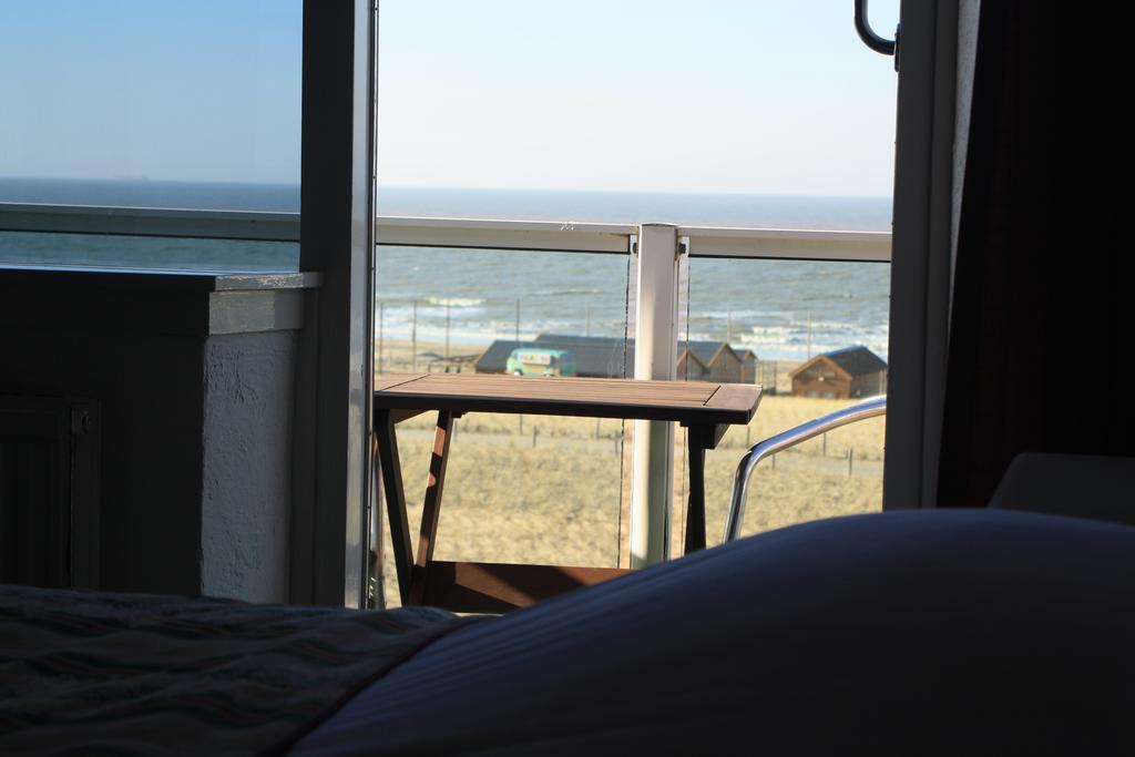 Hotel Zee En Duin Katwijk aan Zee Room photo