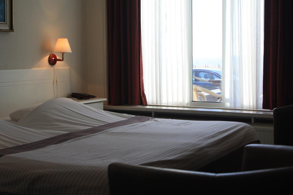 Hotel Zee En Duin Katwijk aan Zee Room photo